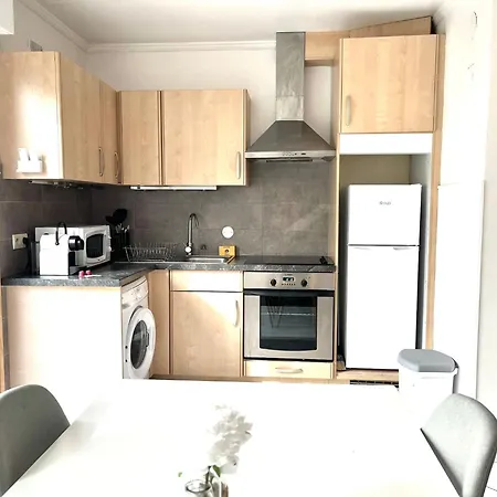 Апартаменты M037 Marquer Joli T2 Амбиёи